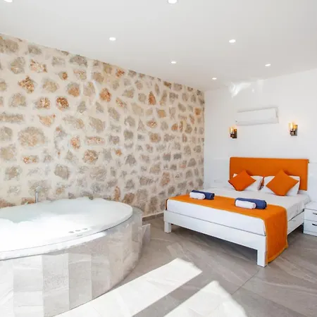 Villa Royal 3 *