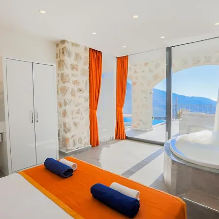 Royal 3 Villa